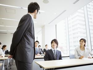 会社のお金の流れを管理する経理の仕事